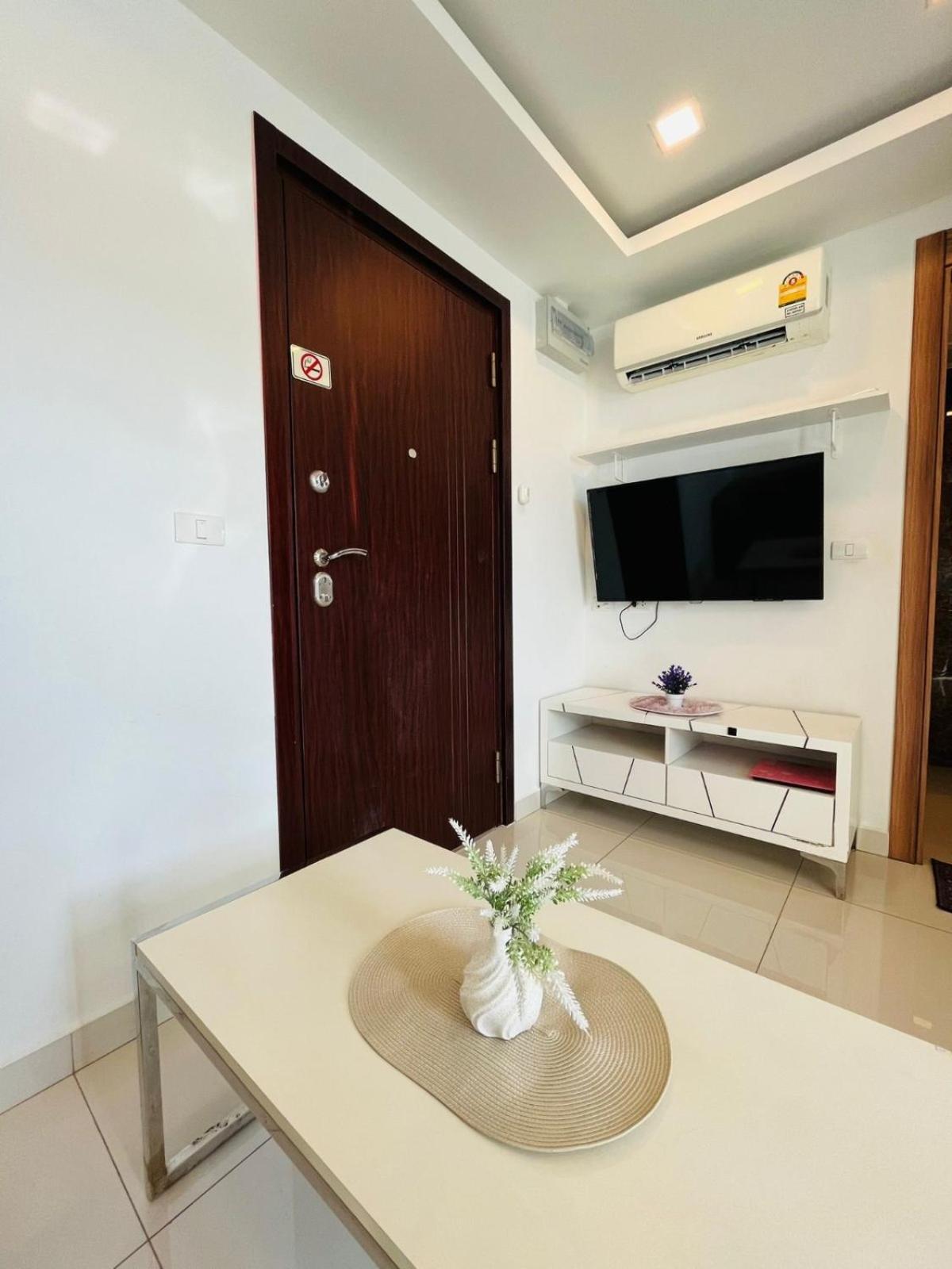 Arcadia Beach Con Pattaya Ruang foto
