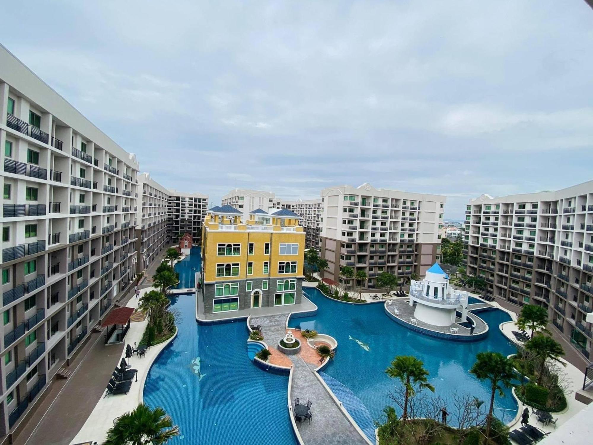 Arcadia Beach Con Pattaya Bagian luar foto