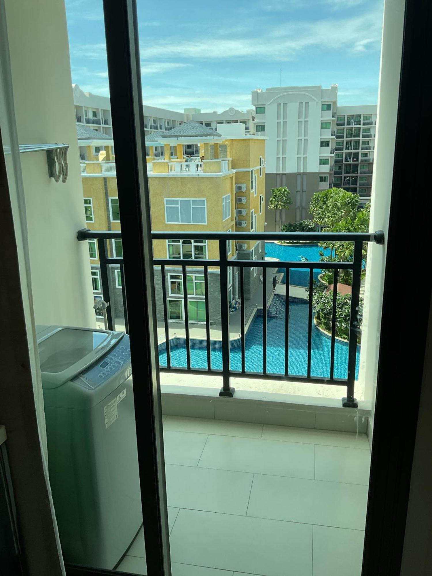 Arcadia Beach Con Pattaya Bagian luar foto